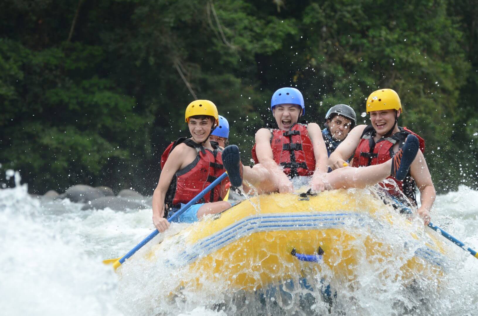 Rafting in Costa Rica – Family & Extreme Tours