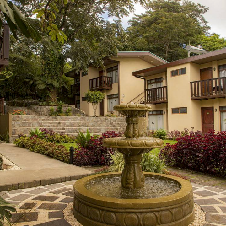 Monteverde Country Lodge: Authentic Costa Rican Hospitality in the Forest