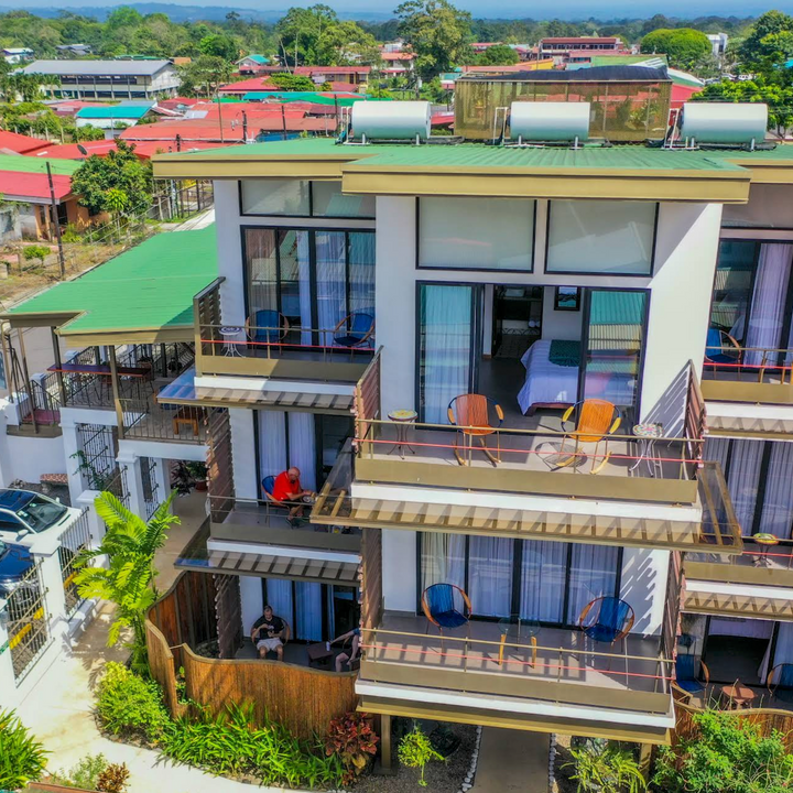 La Fortuna Lodge: Nature, Comfort, and Adventure in the Heart of La Fortuna