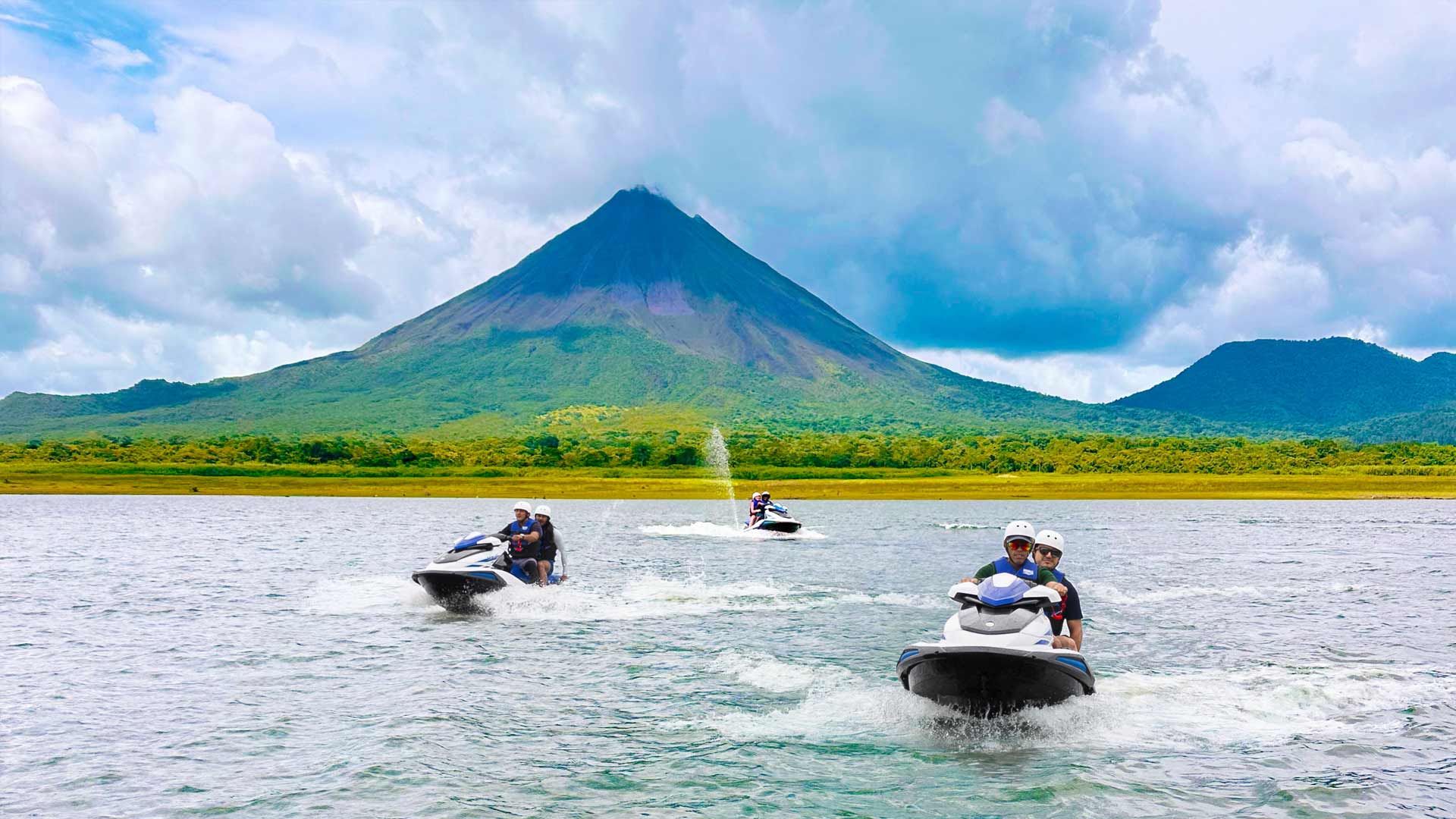 Jet Ski Tour on Lake Arenal, Costa Rica