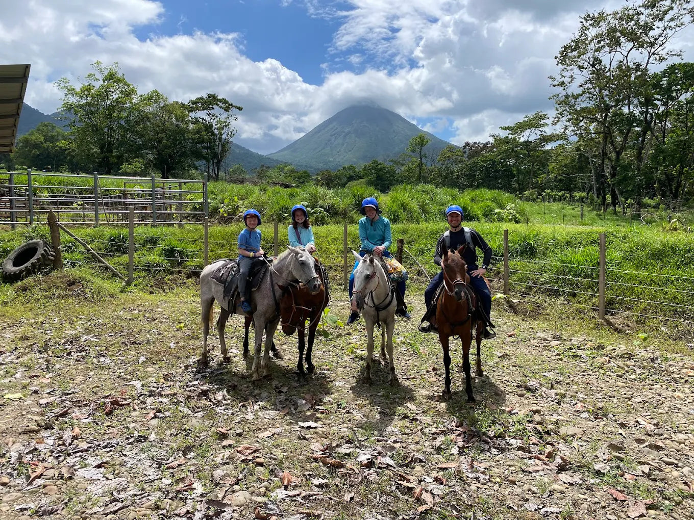 Horseback Riding Tour in La Fortuna